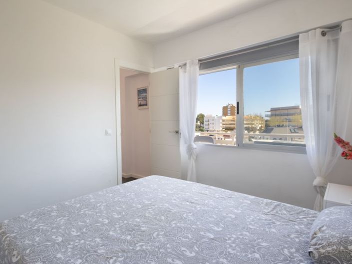 Image No.9-3 Bed Apartment for sale