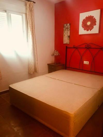 Image No.10-3 Bed Villa / Detached for sale