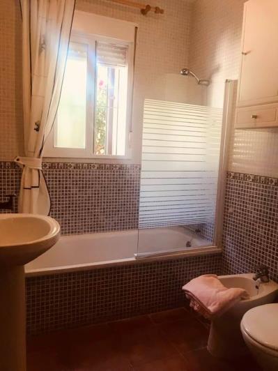 Image No.20-3 Bed Villa / Detached for sale