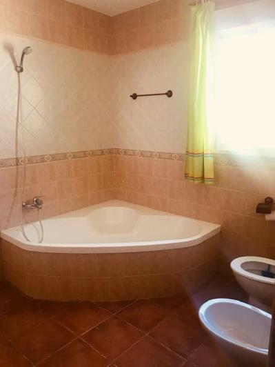 Image No.21-3 Bed Villa / Detached for sale