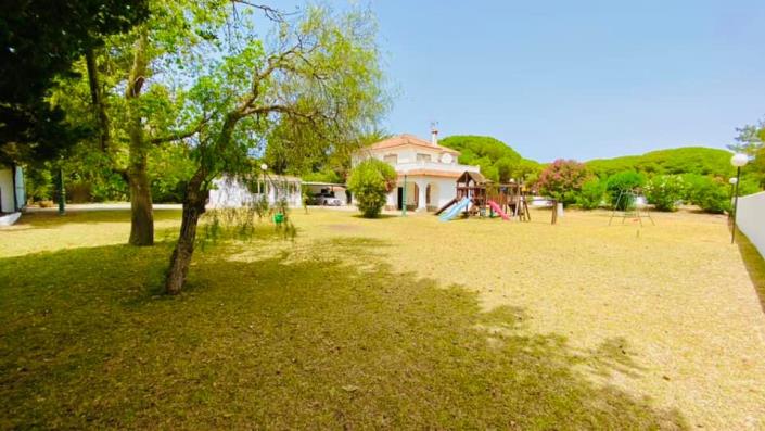 Image No.1-Villa / Détaché de 5 chambres à vendre à Chiclana de la Frontera