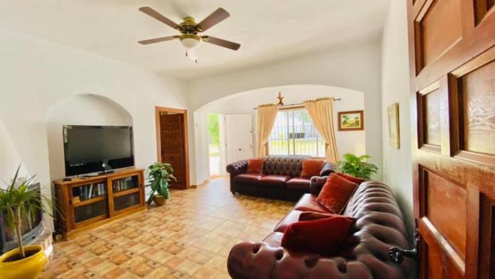 Image No.4-Villa / Détaché de 5 chambres à vendre à Chiclana de la Frontera