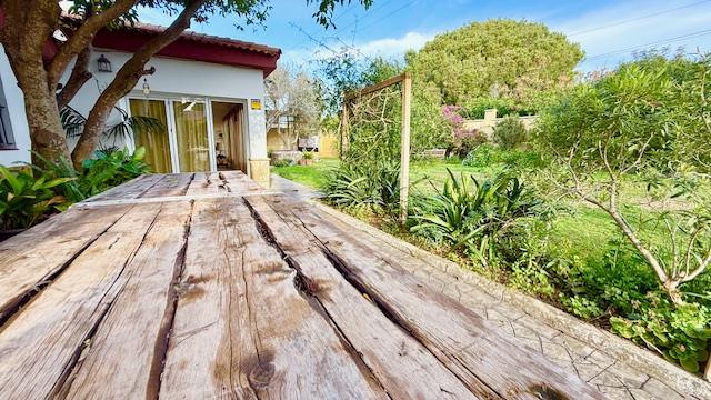 Image No.10-4 Bed Villa / Detached for sale