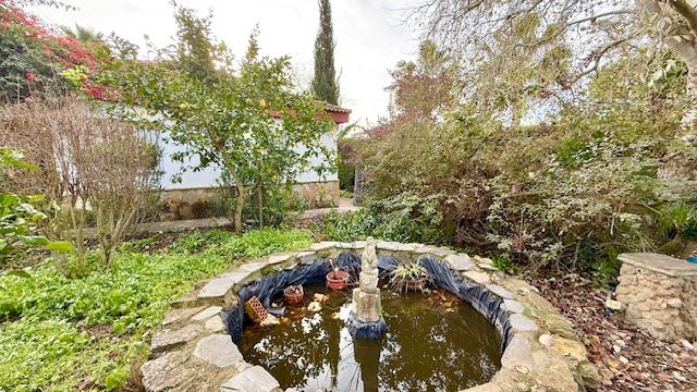 Image No.12-4 Bed Villa / Detached for sale