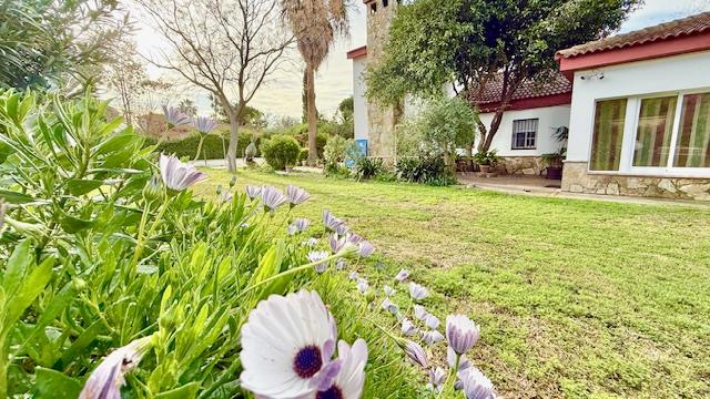 Image No.20-4 Bed Villa / Detached for sale