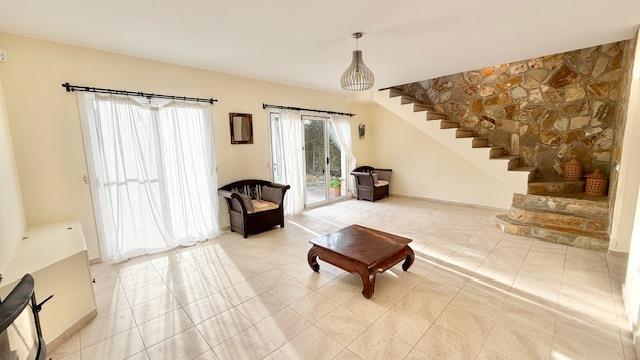 Image No.25-4 Bed Villa / Detached for sale