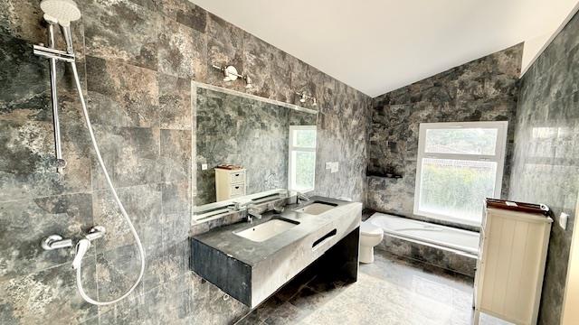 Image No.27-4 Bed Villa / Detached for sale