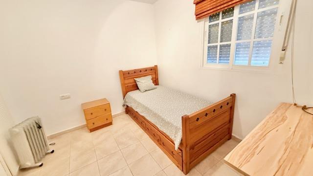 Image No.40-4 Bed Villa / Detached for sale