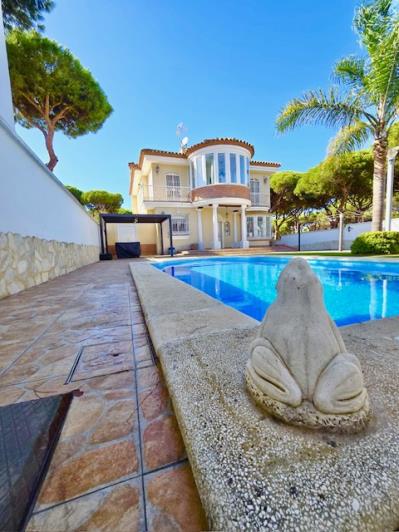 Image No.1-Villa / Détaché de 5 chambres à vendre à Chiclana de la Frontera
