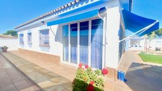 Image No.6-5 Bed Villa / Detached for sale