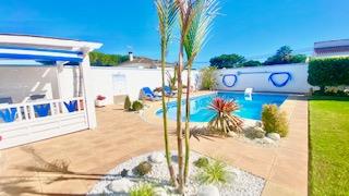 Image No.2-5 Bed Villa / Detached for sale