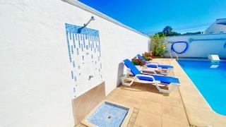 Image No.9-5 Bed Villa / Detached for sale