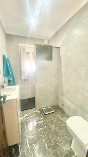 Image No.13-5 Bed Villa / Detached for sale