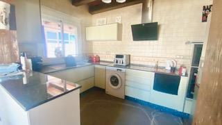 Image No.28-5 Bed Villa / Detached for sale