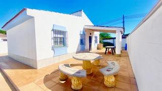 Image No.35-5 Bed Villa / Detached for sale