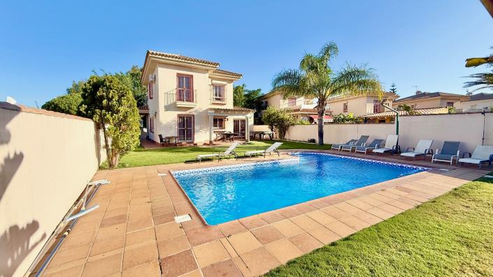 Image No.3-4 Bed Villa / Detached for sale