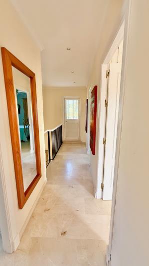 Image No.45-4 Bed Villa / Detached for sale