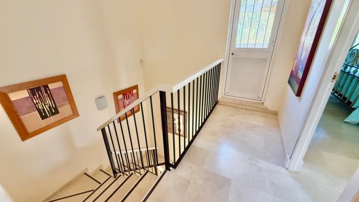 Image No.47-4 Bed Villa / Detached for sale