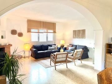 0f7ad38d-4ae8-4de6-8d23-ee4dcb2420ca