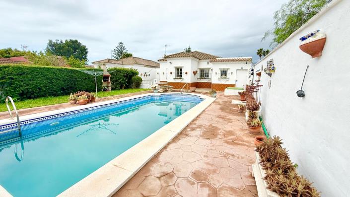 Image No.8-Villa / Détaché de 3 chambres à vendre à Chiclana de la Frontera