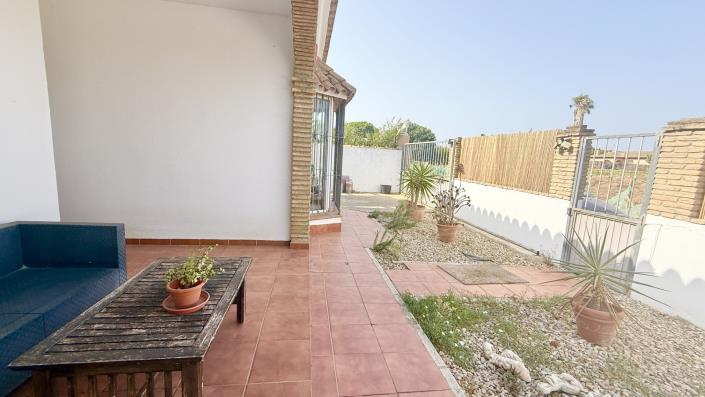 Image No.18-3 Bed Villa / Detached for sale