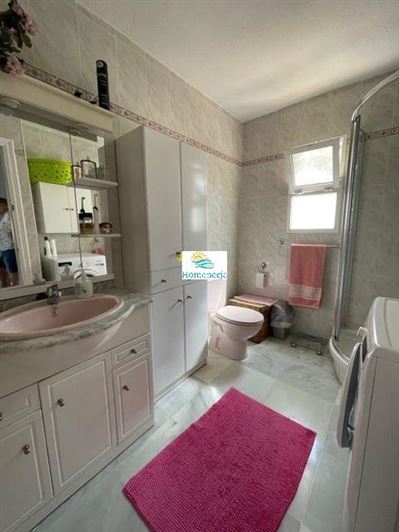 Image No.15-3 Bed Property for sale