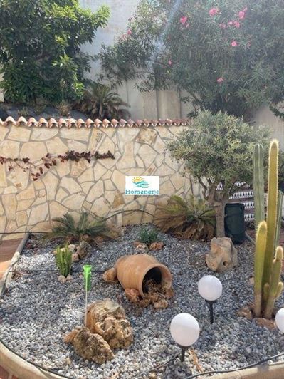 Image No.23-3 Bed Property for sale