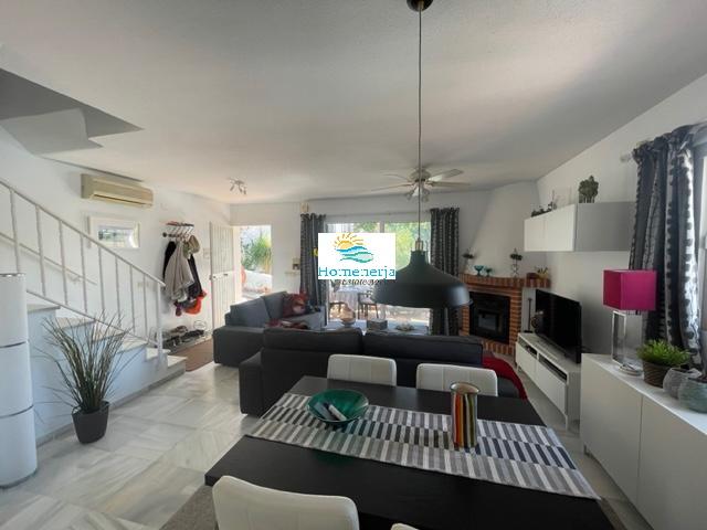 Image No.4-3 Bed Property for sale