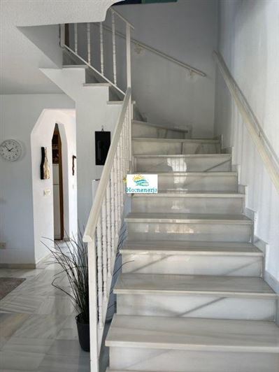 Image No.9-3 Bed Property for sale