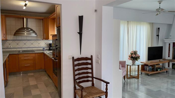 Image No.7-4 Bed Property for sale