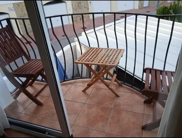 Image No.15-3 Bed Property for sale