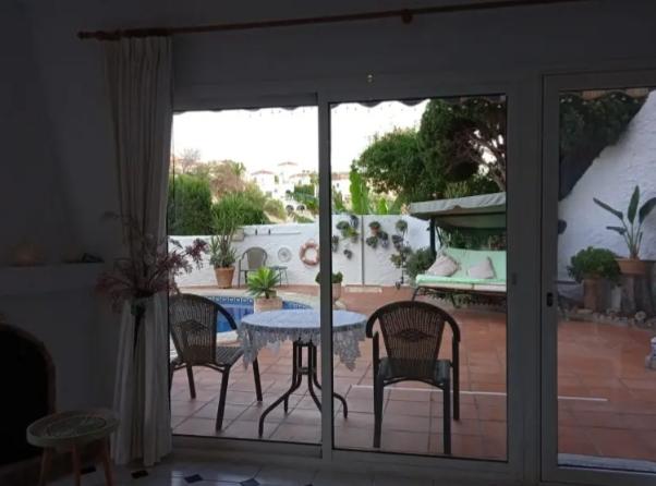 Image No.8-3 Bed Property for sale