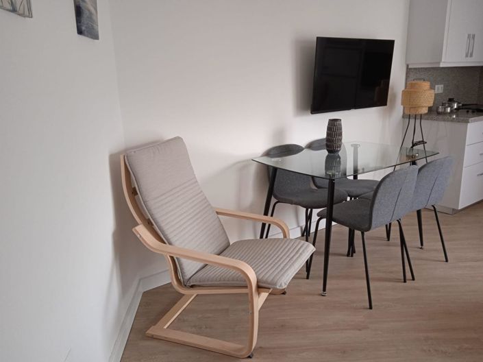 Image No.7-2 Bed Property for sale