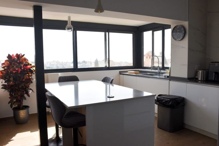 Image No.13-3 Bed Property for sale