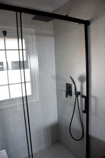 Image No.37-3 Bed Property for sale