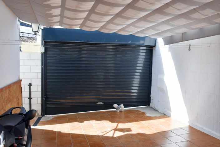 Image No.55-3 Bed Property for sale