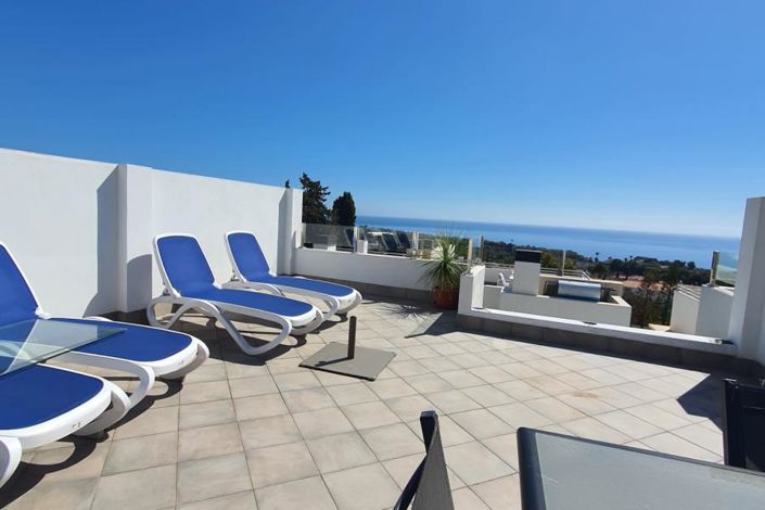 Image No.25-3 Bed Property for sale