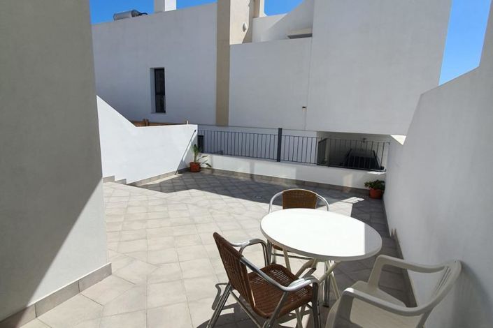 Image No.29-3 Bed Property for sale