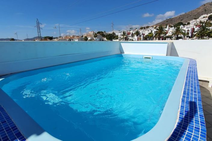 Image No.3-3 Bed Property for sale