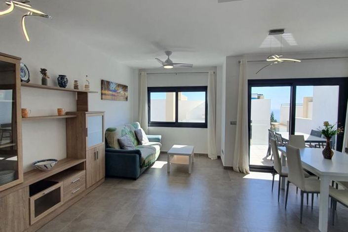 Image No.6-3 Bed Property for sale