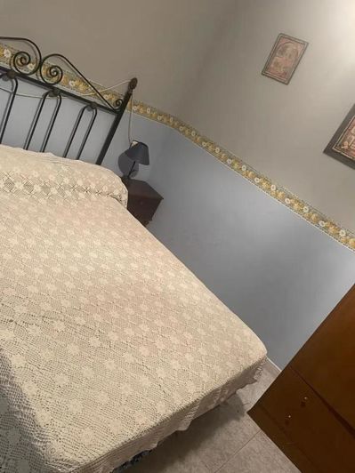 Image No.13-10 Bed Property for sale