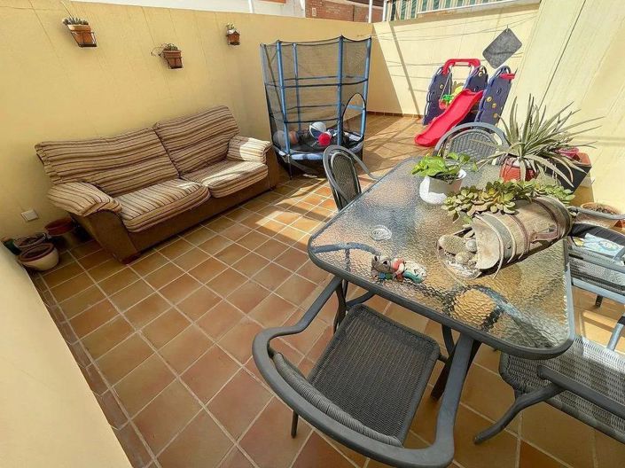 Image No.21-3 Bed Property for sale