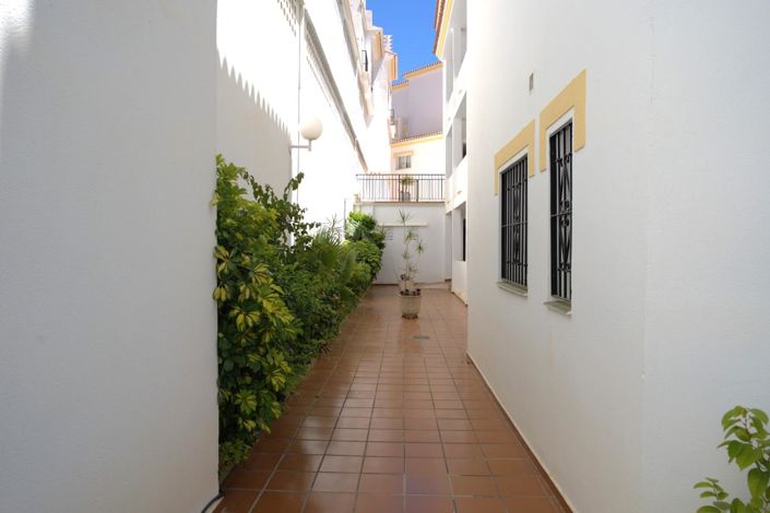 Image No.22-1 Bed Property for sale