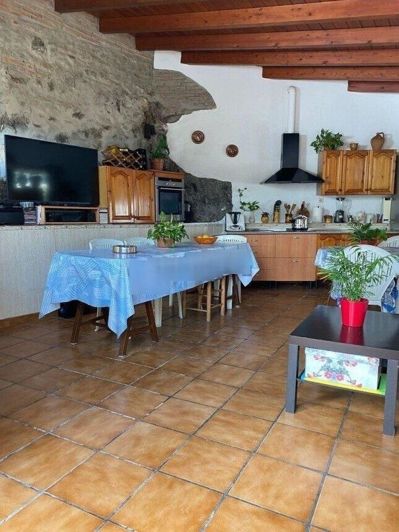 Image No.16-3 Bed Property for sale