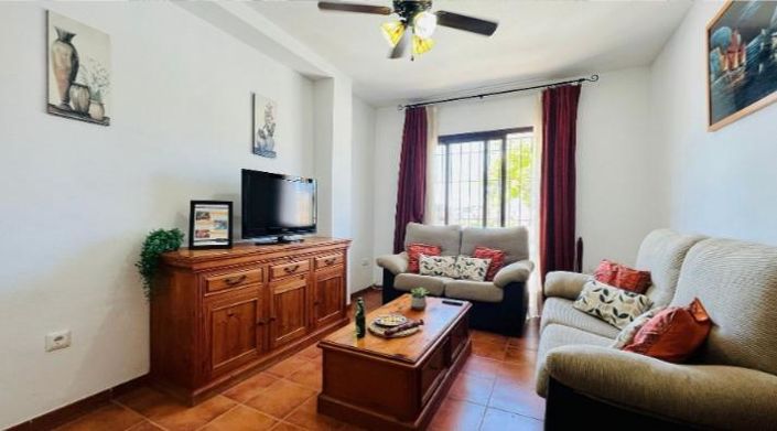 Image No.4-2 Bed Property for sale