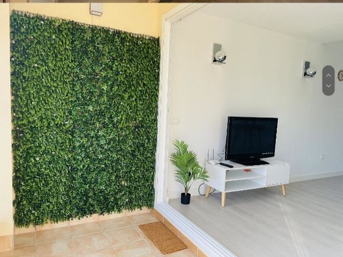 Image No.18-3 Bed Property for sale