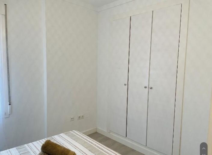 Image No.33-3 Bed Property for sale