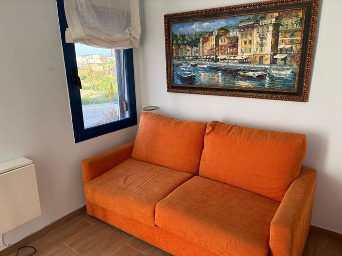 Image No.19-3 Bed Property for sale