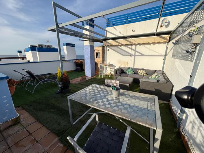 Image No.29-3 Bed Property for sale