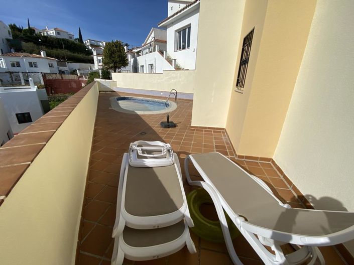 Image No.22-2 Bed Property for sale